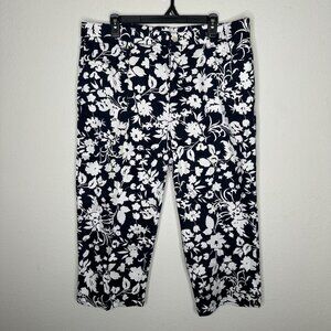 Chaps Floral White‎ and Navy Capri Pants 5 pocket design Sz 16